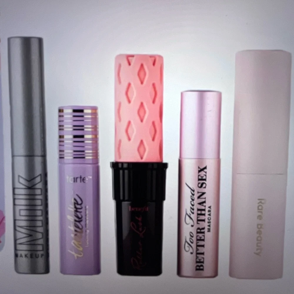 👀 SEPHORA FAVORITES LASHSTASH TO GO SET WITH REDEEMABLE VOCHER 👀 NWT 👀